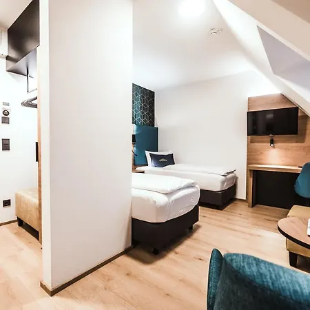 Messmer Hotel 4*