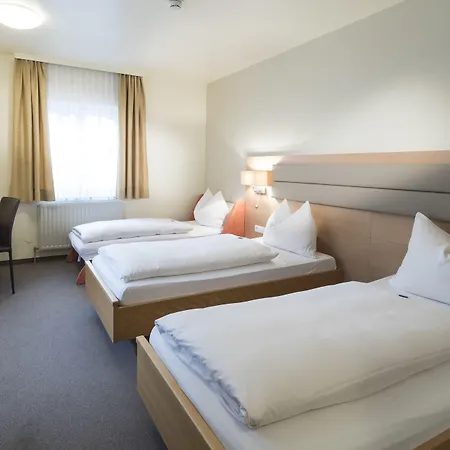 Messmer Hotel 4*