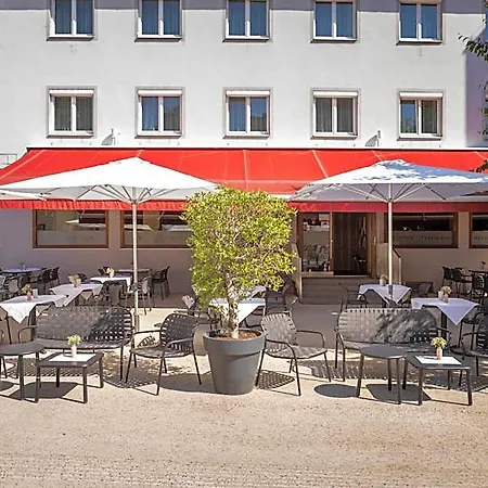 Messmer Hotel 4*