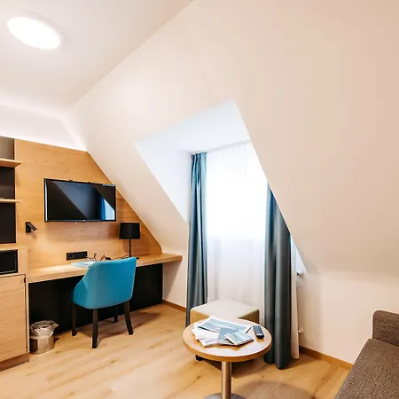 Otel Messmer 4*